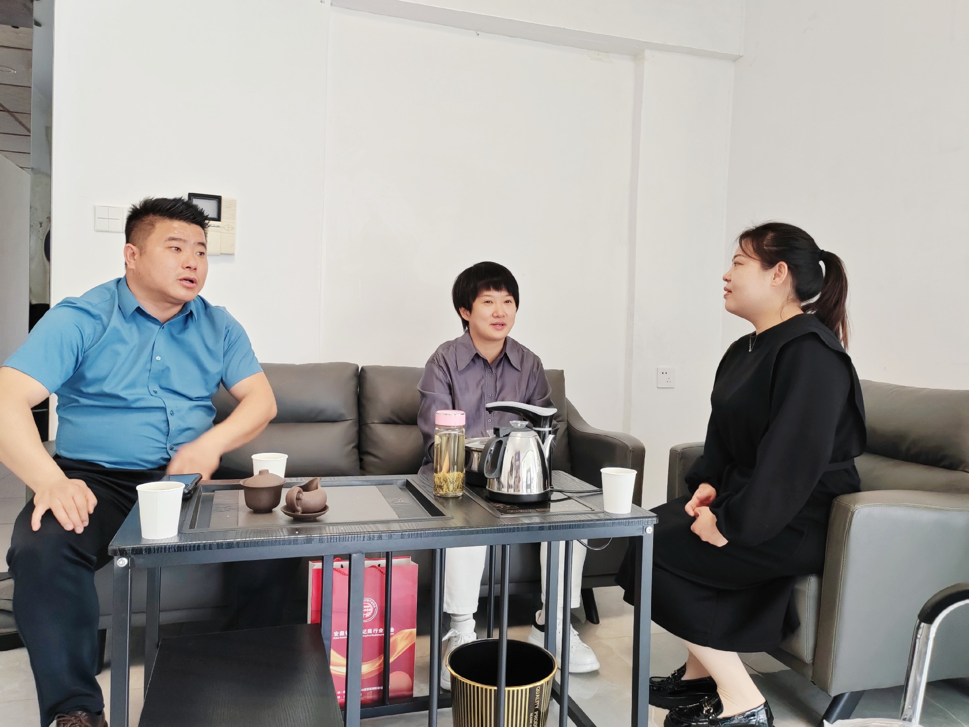 微信图片_20240418113250_副本.jpg